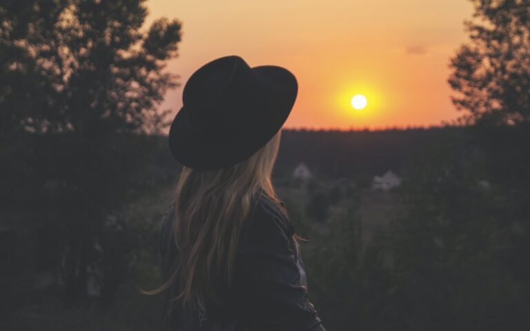 How She Manifested a Hat